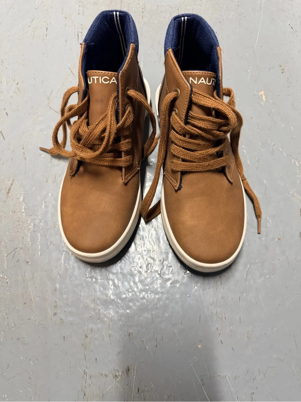Nautica Boy’s Brown Casual High-Top Sneakers size 1